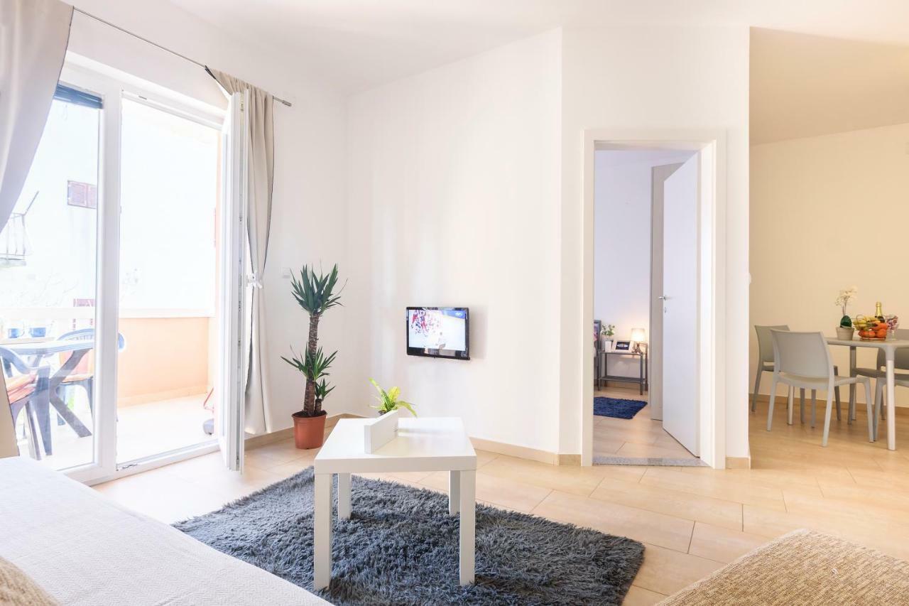 Very Special Apartments Pakostane Ngoại thất bức ảnh